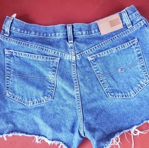 Vintage Tommy Shorts!!